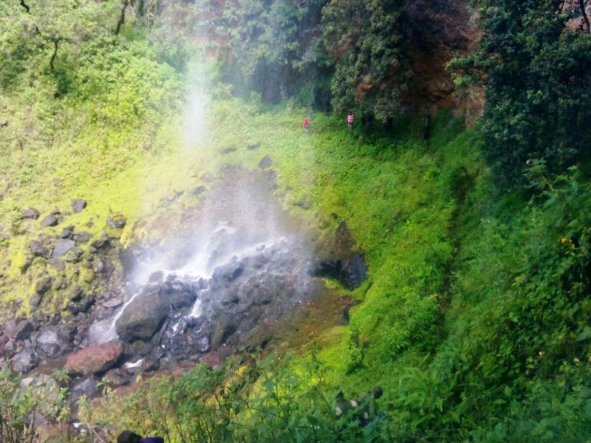 Maverick Camp, Rondavels And Homestay Nyandarua Bagian luar foto
